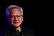 八字事业英伟达黄仁勋：编程人工智能如今就像训练一个人